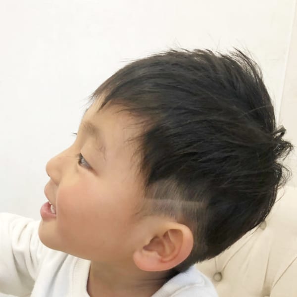 メンズのオススメ順 キッズ ツーブロックの髪型 ヘアスタイル 楽天ビューティ