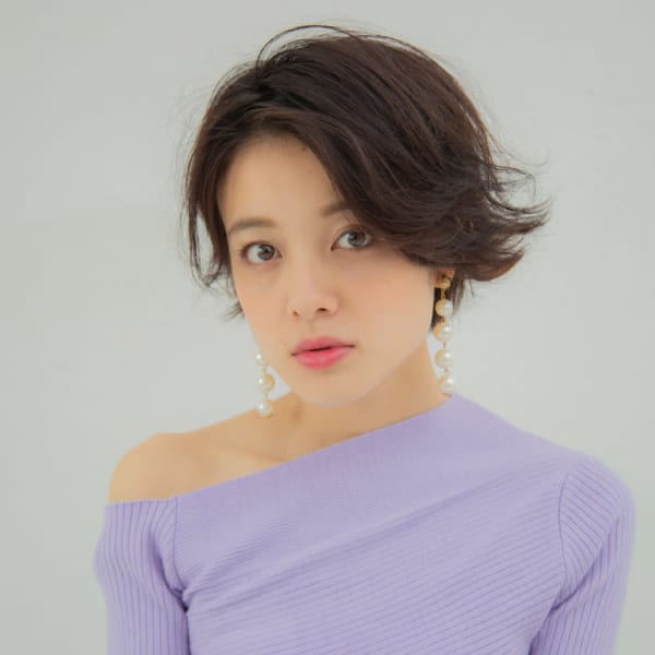 外ハネショート