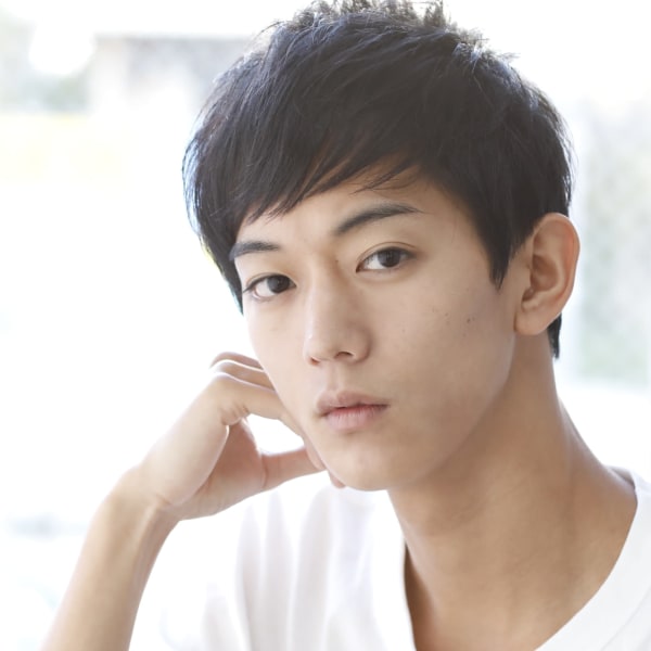 〔AUQWA 自由が丘〕黒髪ベリーショート