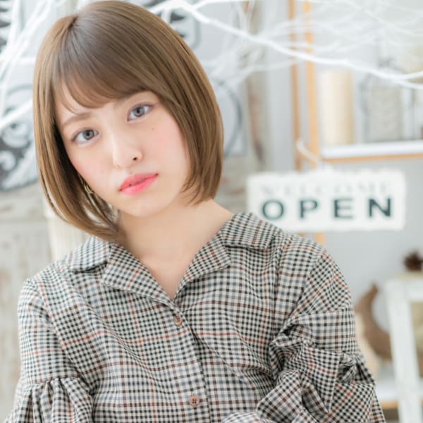 ナチュラル可愛い♪小顔サラツヤ前下がりボブ キュートボブ