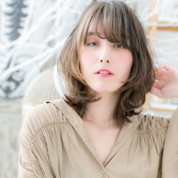 外国人風★アシンメトリー無造作ミディ　ガーリーボブ