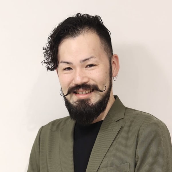 Antiga Vi アンティガシス の予約 サロン情報 美容院 美容室を予約するなら楽天ビューティ