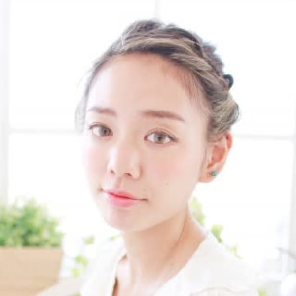 シニヨンカジュアルアップスタイル