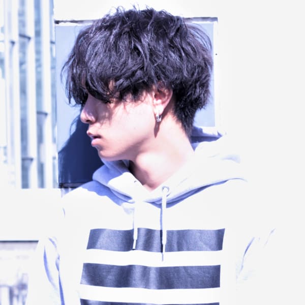 マッシュセンターパートパーマスタイル