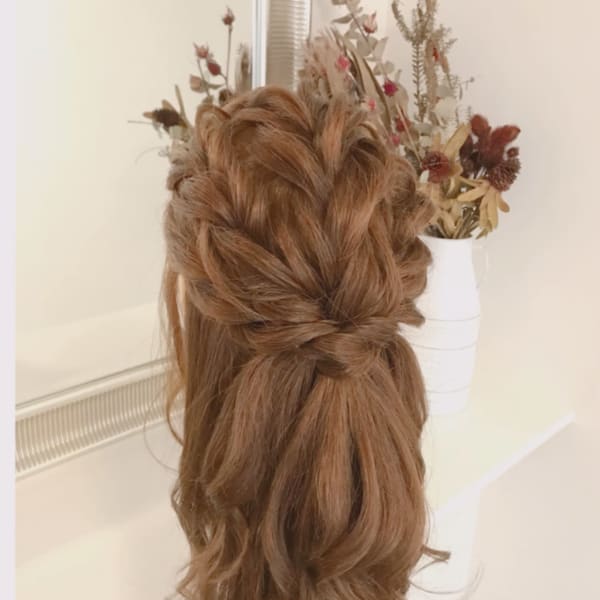 【12種類から選べる☆ お呼ばれヘアセット 3500円】|Amusebox