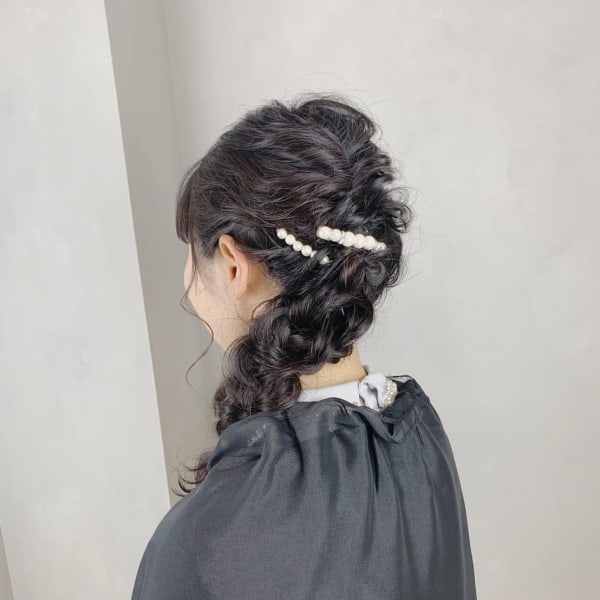 パーティー 結婚式 二次会 ノットヘア ハーフアップ カール