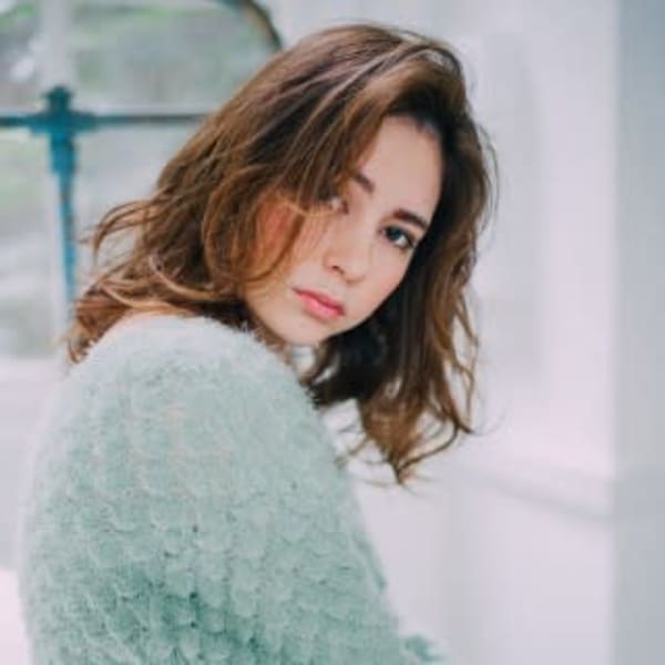 ロングくびれヘア|Laulu hair design