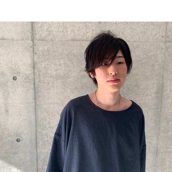 束感ミデイアムウルフ