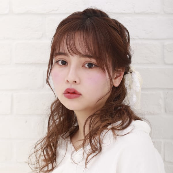 カジュアル編み込みハーフアップ