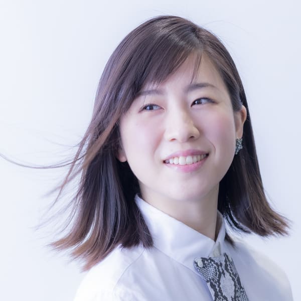 清澄感漂う切りっぱなしロブ|DOUBLE