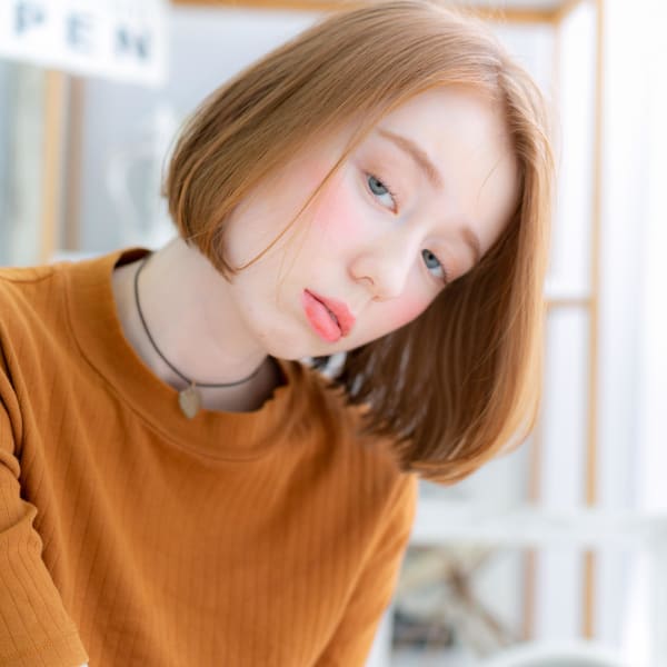 ハイトーンで外国人風！前下がりミニマムボブ　ふんわりボブ