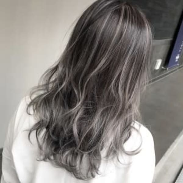 オススメ順 グラデーションカラー セミロングの髪型 ヘアスタイル 楽天ビューティ