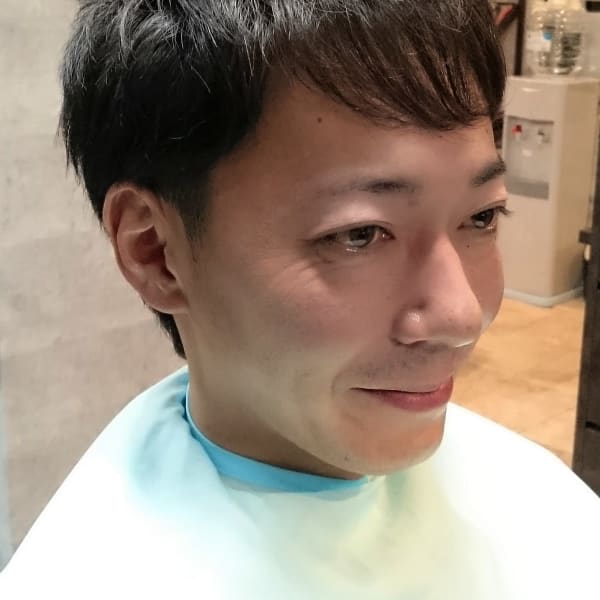 ツーブロックフェザーマッシュ