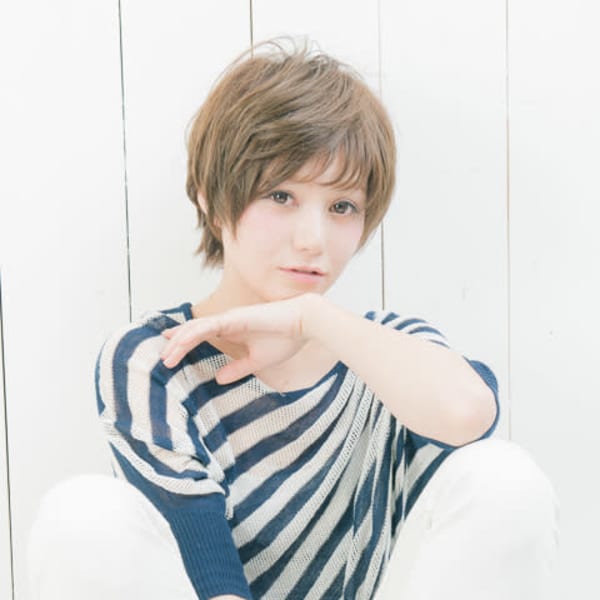 ふんわりショートヘア