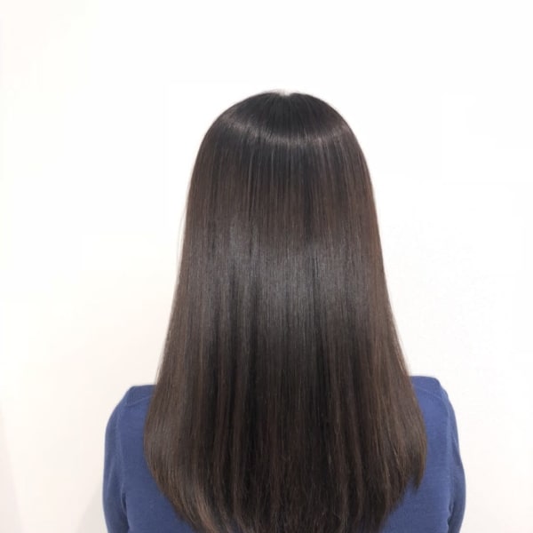 大人の女性向け上品な縮毛矯正