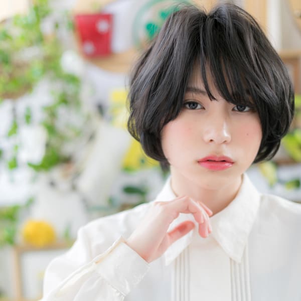 ショートでも◎黒髪ナチュラルくせ毛風カール クールボブ