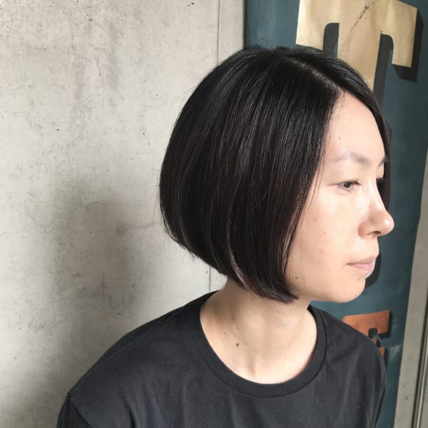 大人ボブ グレーヘアも染まる透明感