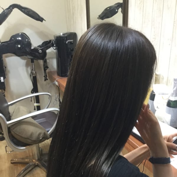 艶々グレージュ