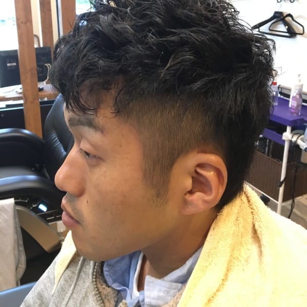 ツーブロ　スパイラルパーマ