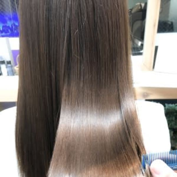 オススメ順 ナチュラル ストレート アッシュ ブラウン ロングの髪型 ヘアスタイル 楽天ビューティ