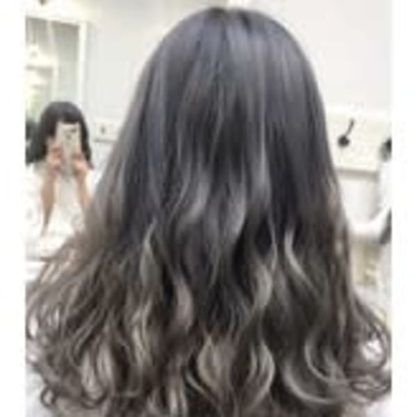 グレーシルバーグラデーション