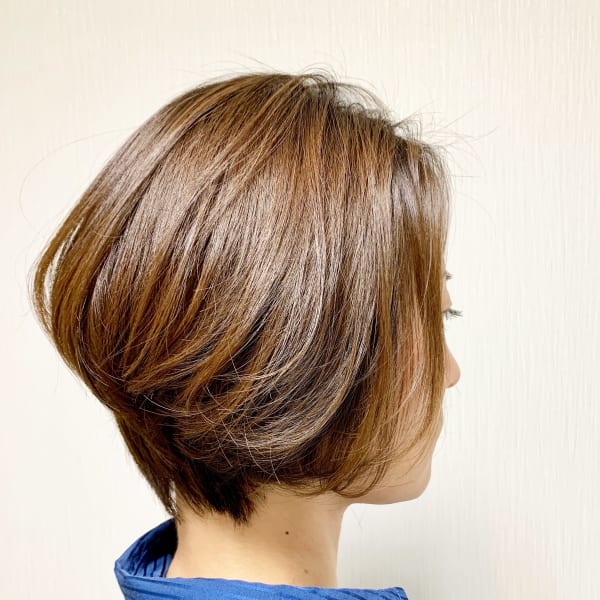 前下がりショートボブ|L・ISM