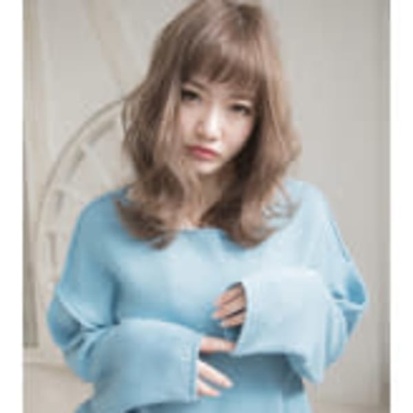 透明感アッシュのセミロング|HAIR DESIGN Serendipity