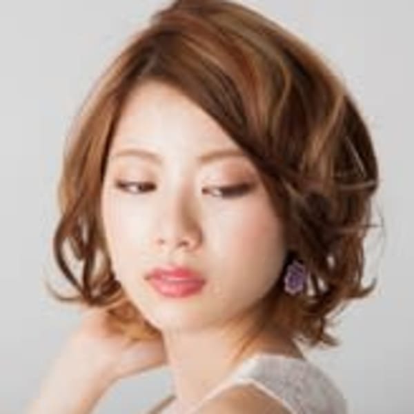 強さと甘さのいいとこ取りショートボブ|HAIR DESIGN Serendipity
