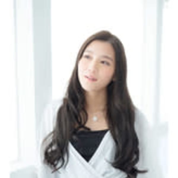 リラックス感誘う大人リッチなロング|HAIR DESIGN Serendipity