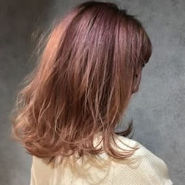 オススメ順 カラー グラデーション レッド ピンク ロングの髪型 ヘアスタイル 楽天ビューティ