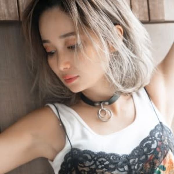 【DUNO三ノ宮】ホワイトグレージュバレイヤージュ