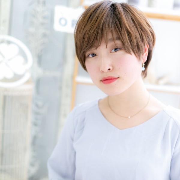 3Dカラーで外国人風★マニッシュ丸みショートボリュームカール