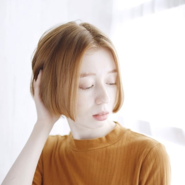 高めでキュッと品格ボブ