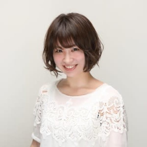 上田 真弓 Hair Life Design Tree ヘアアンドライフデザイン ツリー のスタッフ 美容院 美容室を予約するなら楽天ビューティ