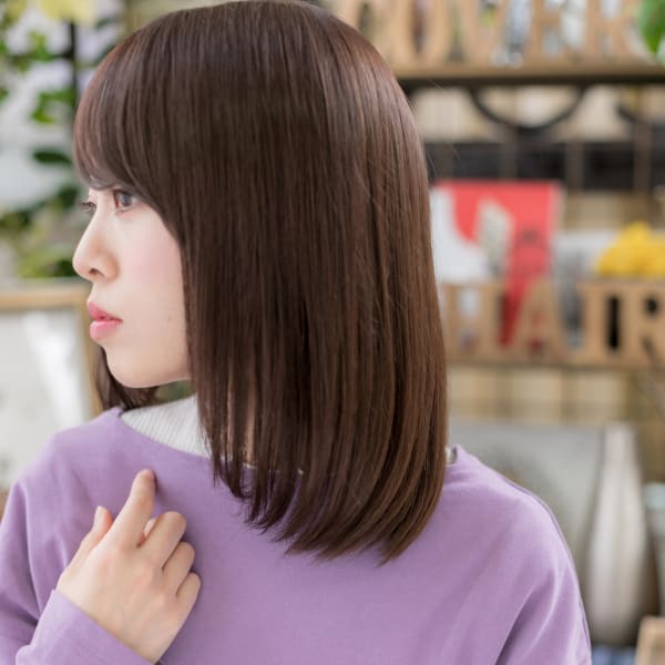 斜めバング♪大人かわいい小顔ストレート フェミニンストレート