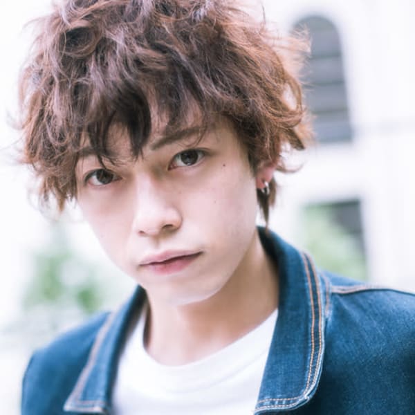 カジュアルショートパーマスタイル