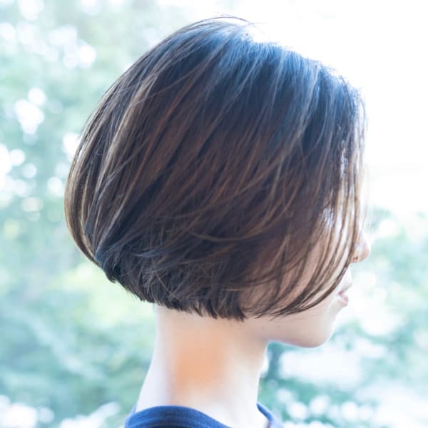 オススメ順 カット グラデーション ミディアムの髪型 ヘアスタイル 楽天ビューティ オススメ順 カット グラデーション ミディアムの髪型 ヘアスタイル 楽天ビューティ