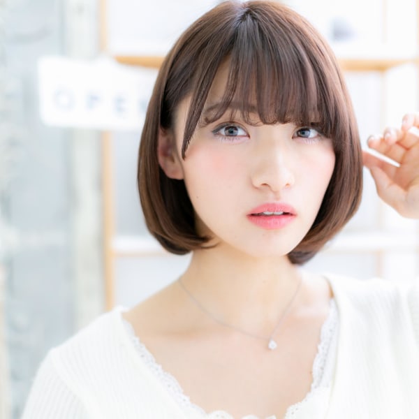 輪郭カバーで小顔見せ！黒髪・透明感・大人ボブ　スマートボブ