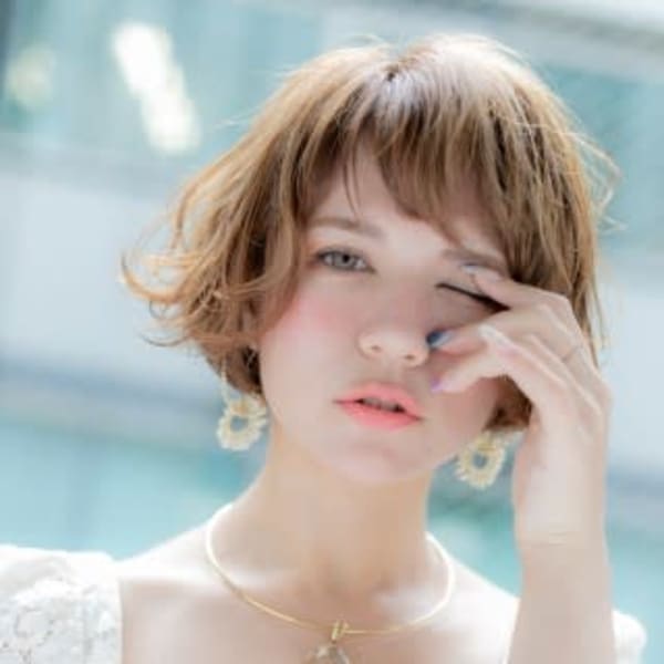 euphoriaフェミニンカールボブ