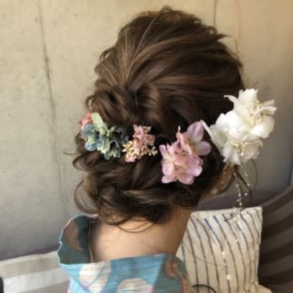 浴衣に似合うシンプルルーズなアップスタイル