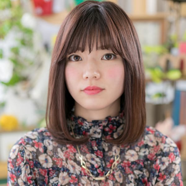 愛されカラーの前下がり小顔ワンカール 大人かわいい