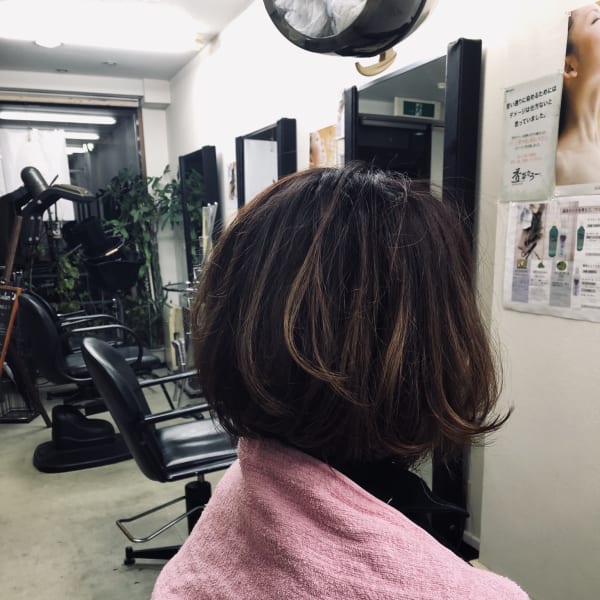 ショートボブ