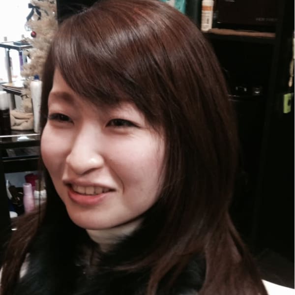  ツヤ髪ストレート