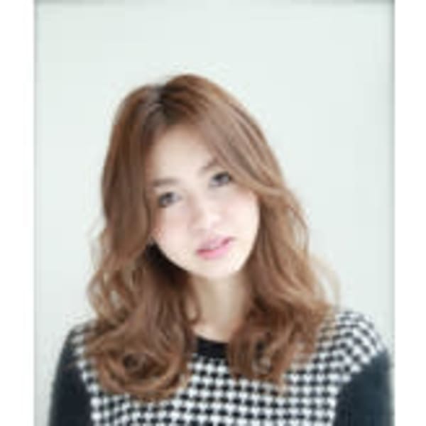 ラフウェーブ×センターパートで大人かっこいい☆|Bice小岩