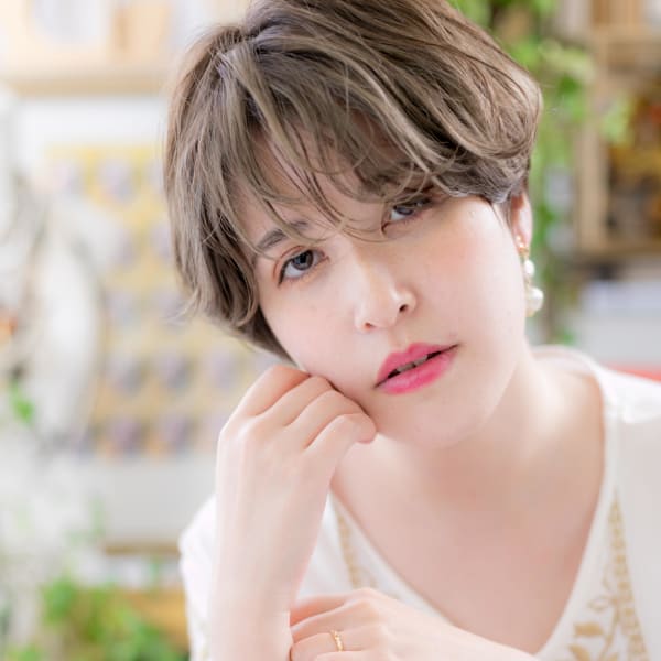 ラフウェーブなハンサムくせ毛風ショート ルーズ