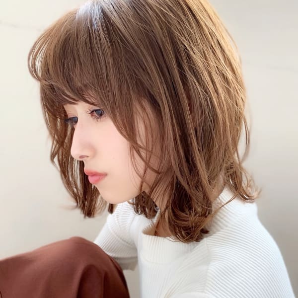 アフロート添田 束感カールの小顔カットボブ くびれウルフボブ