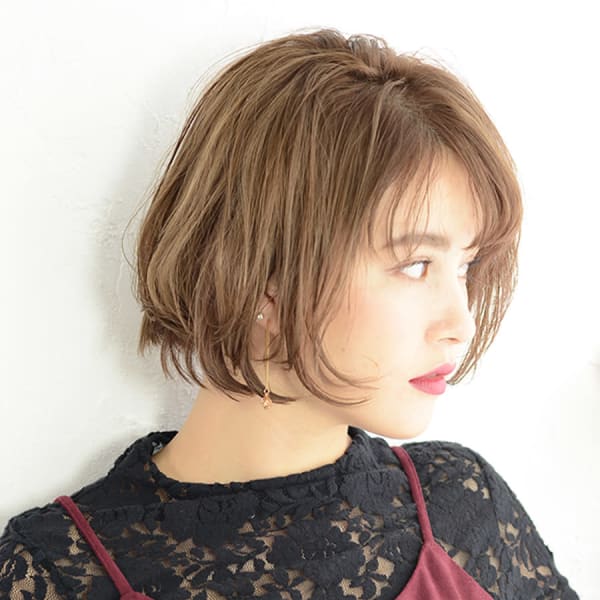 大人の愛されフェミニンボブ