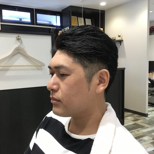 2ブロックのオールバックスタイル|men's hair salon OZA