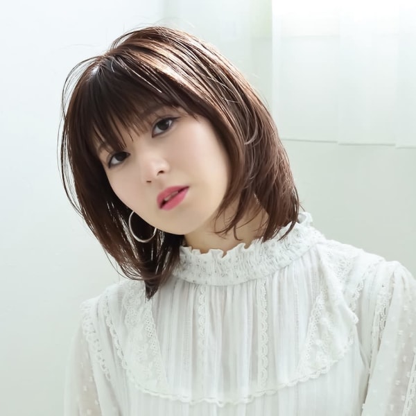 ミディアムレイヤーボブ