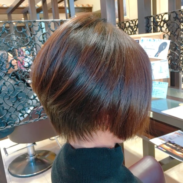 ひし形フォルムの大人キレイめボブ☆